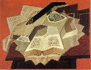 The book is opened Juan Gris